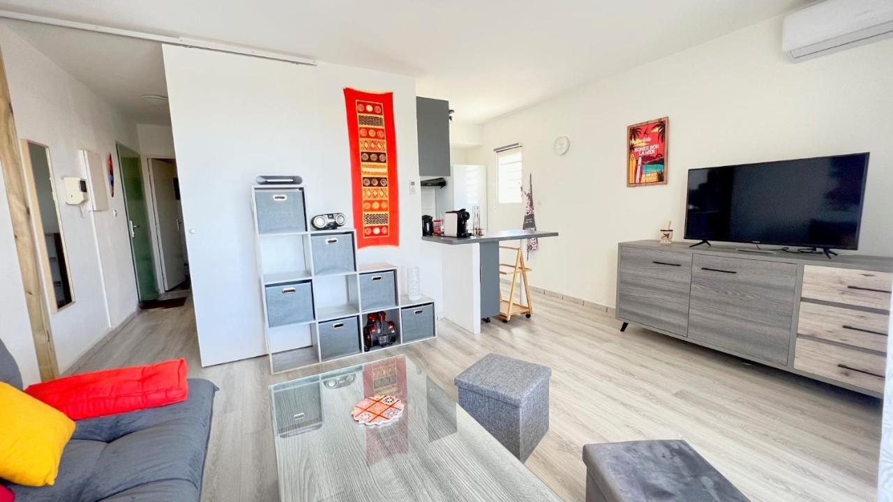 L'Eden Cocoon 3 Etoiles Proche Plage Saint Gilles Les Bains エクステリア 写真